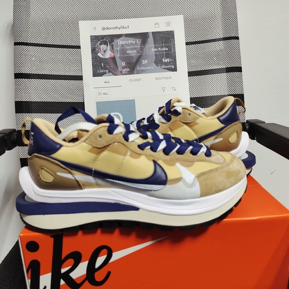 sacai x Nike VaporWaffle "Sesameand Blue Void" - Picture 2 of 6